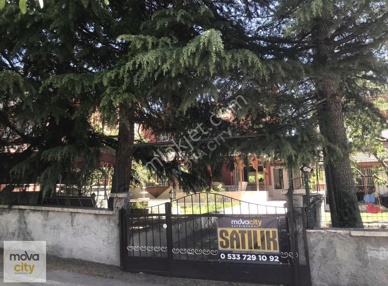 Binevlerde V1 Tipi 2,5 Katlı 511 M2 Satılık Villa