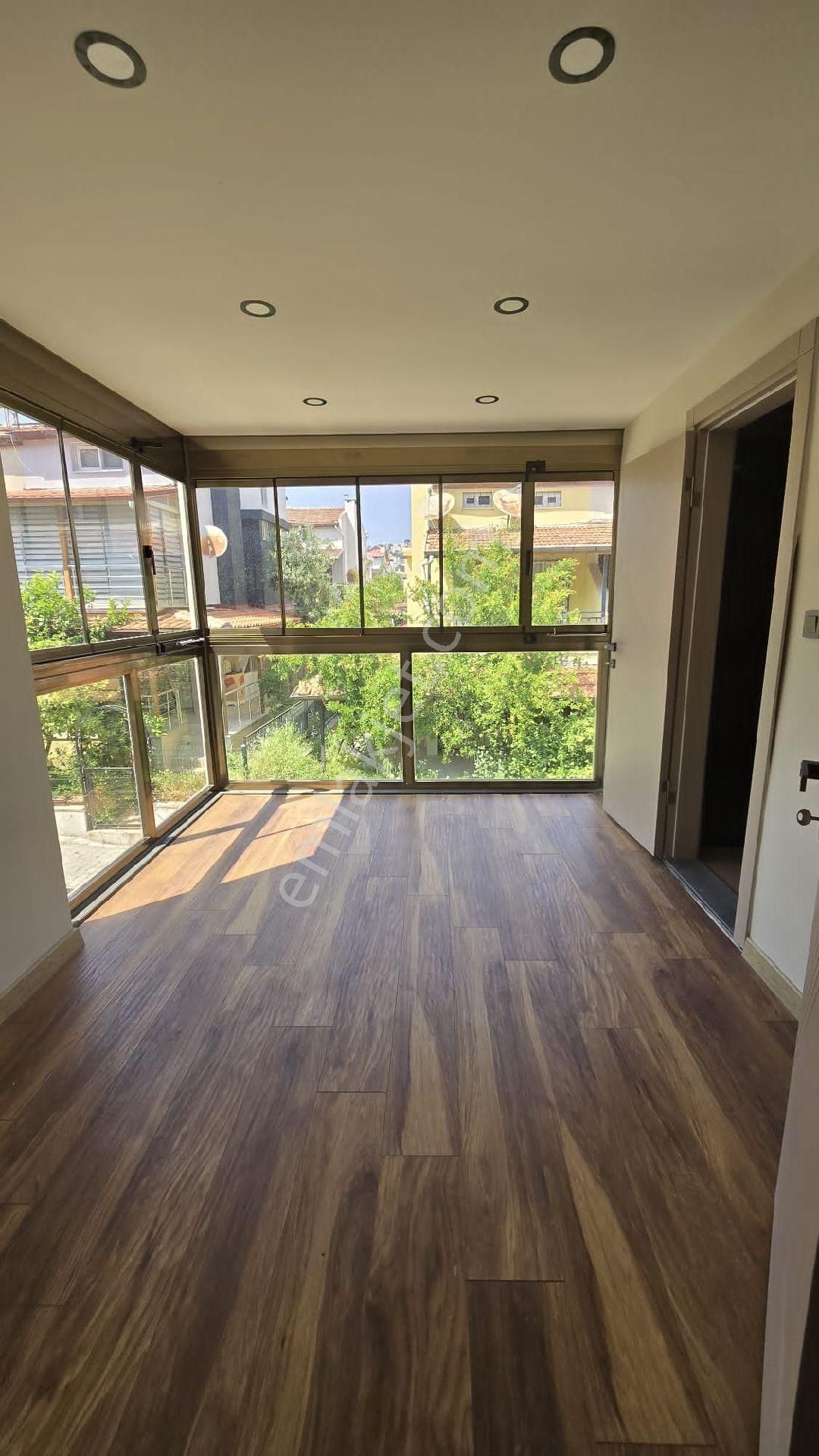 Kuşadası'nda Denize 100 M Mesafede 4+1 Villa - Görsel 11