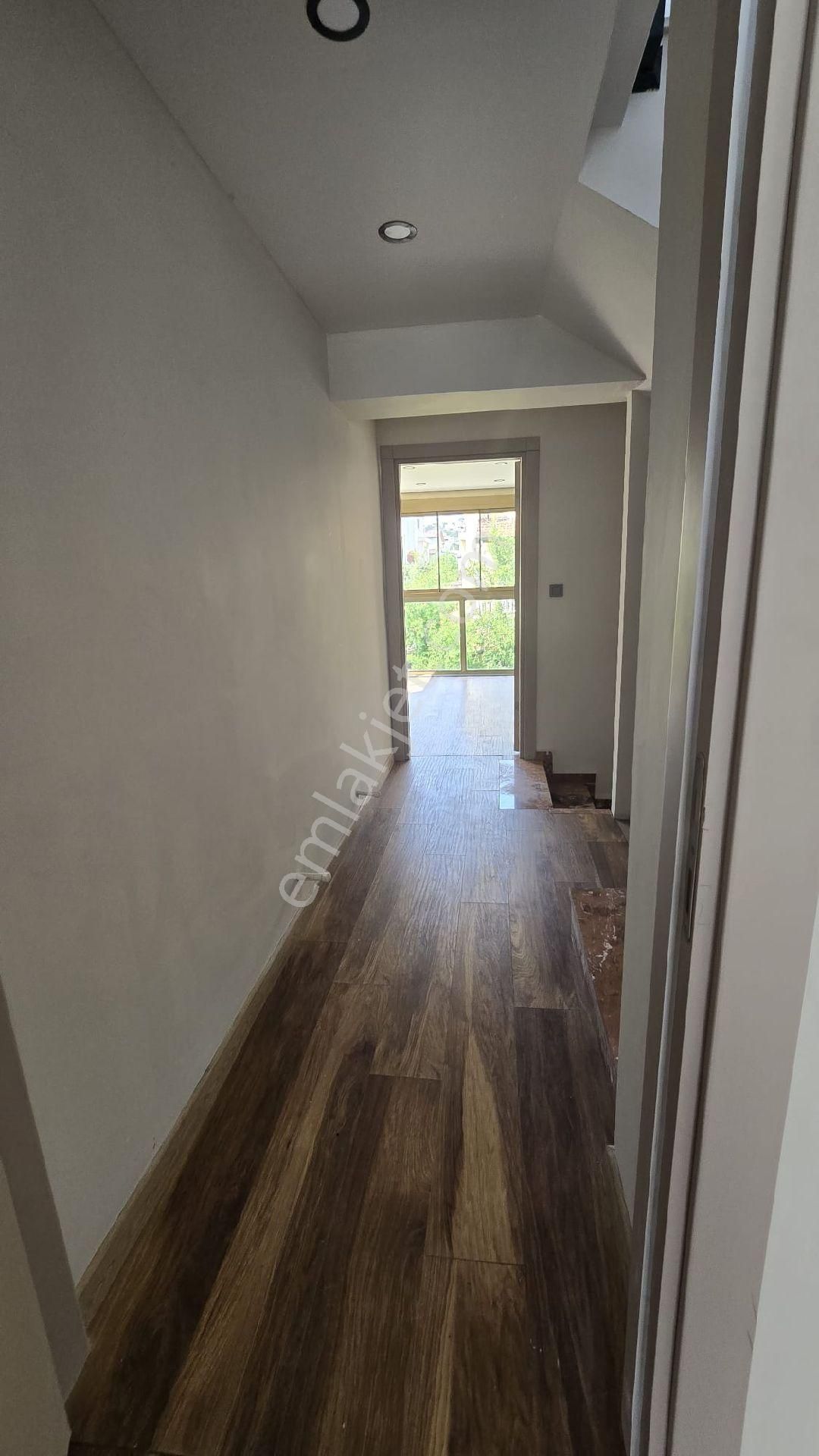 Kuşadası'nda Denize 100 M Mesafede 4+1 Villa - Görsel 12