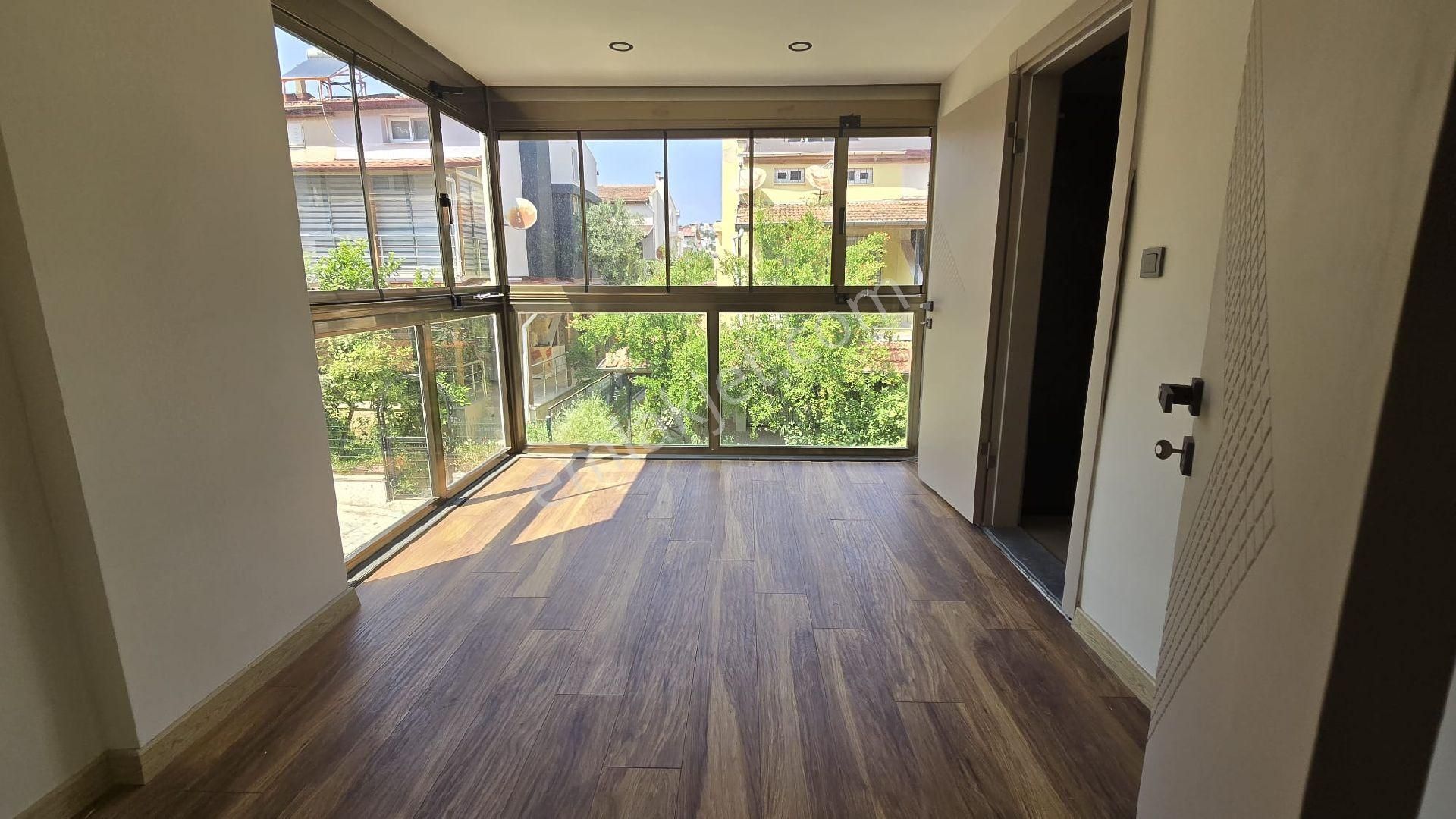 Kuşadası'nda Denize 100 M Mesafede 4+1 Villa - Görsel 10