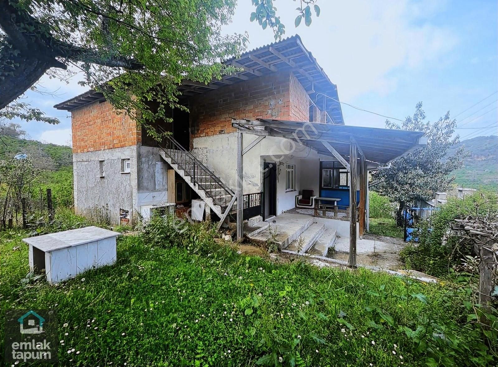 Fatsa Büyükkoç Mah. Satılık Ev Ve Bahçesi