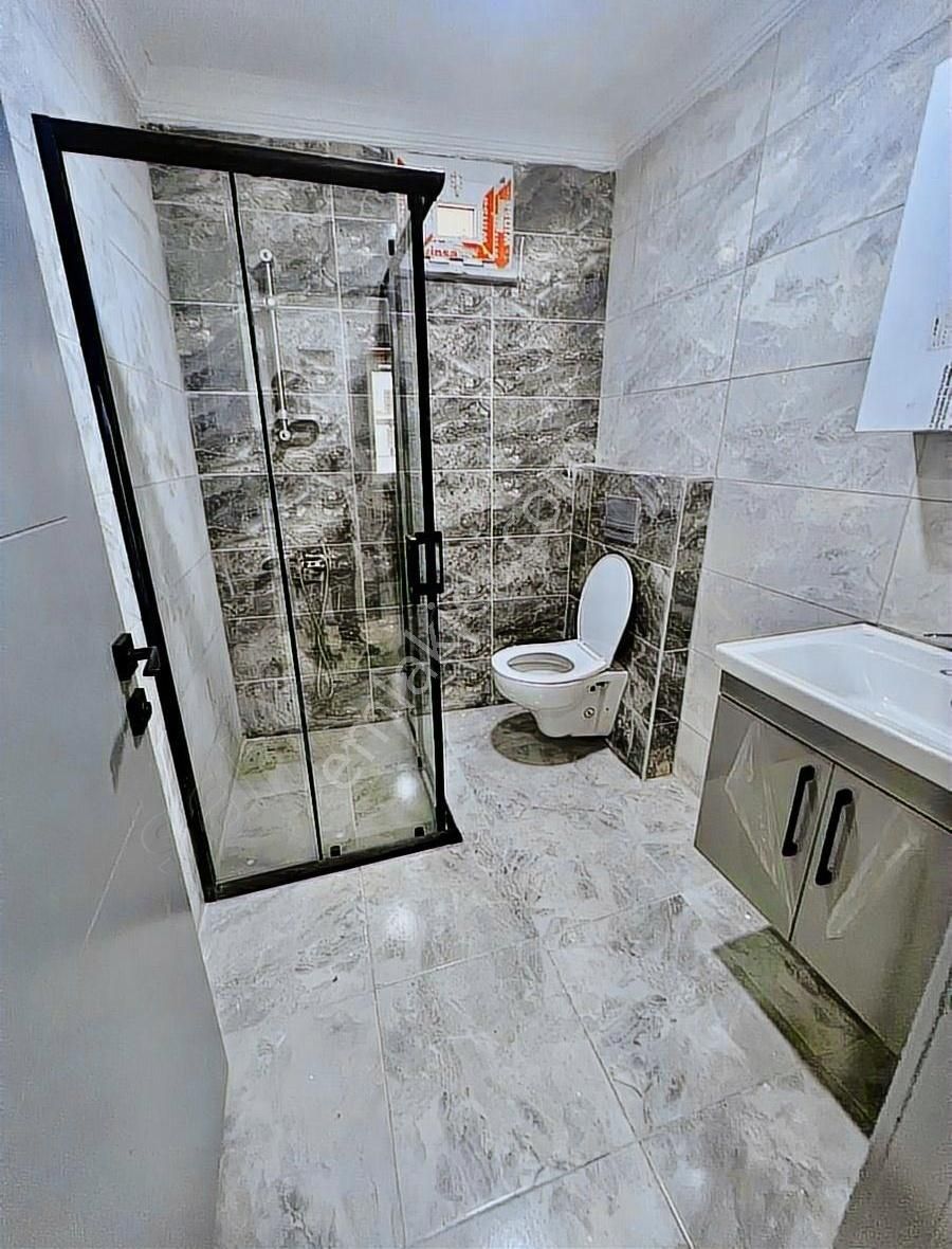 Avcılar Ambarlı Da Sıfır Bahçe Kullanımlı 1+1 Daire