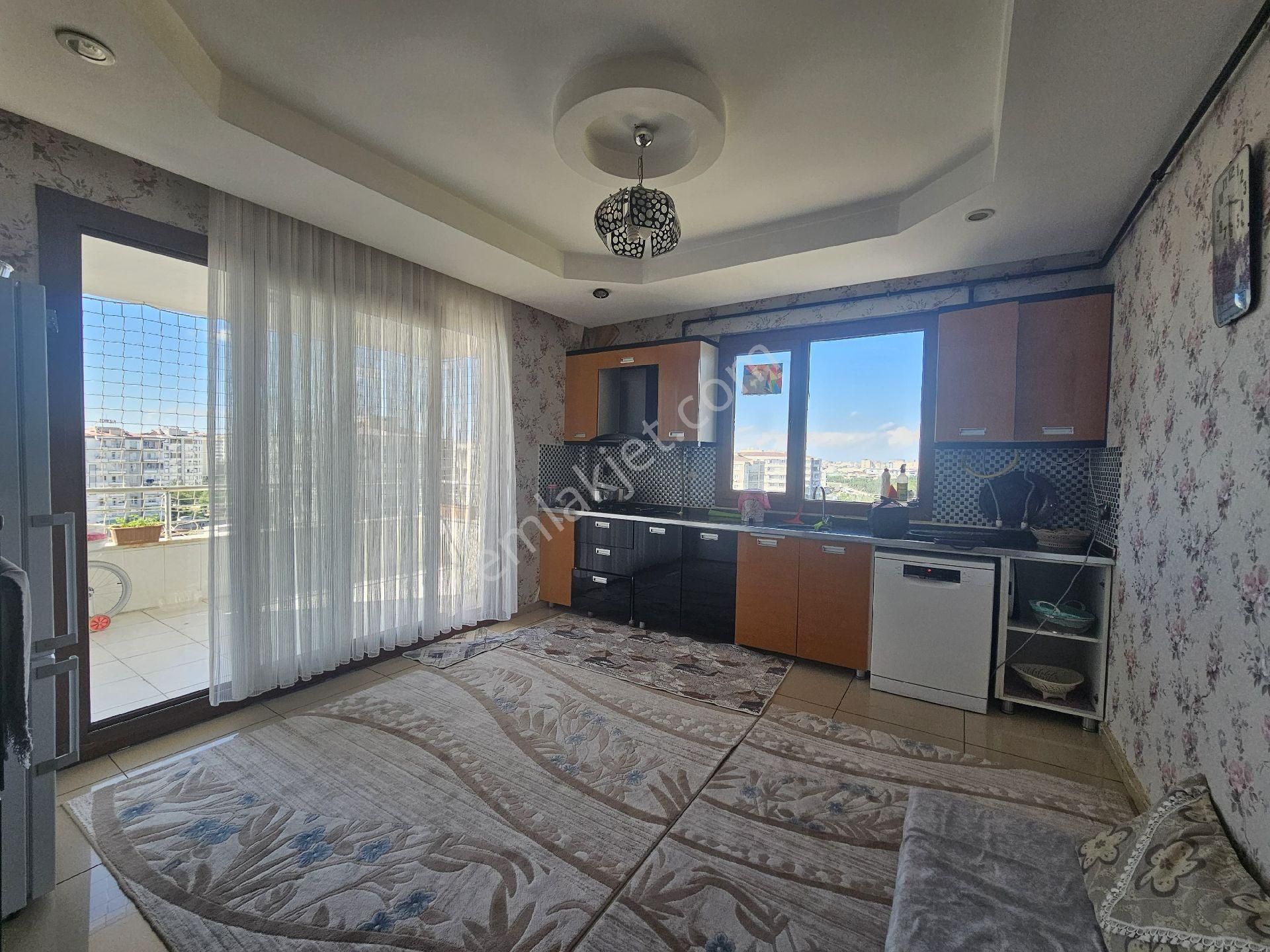 Diyarev Gayrimenkulden Uygun Fiyatlı 4+1 Satılık Daire