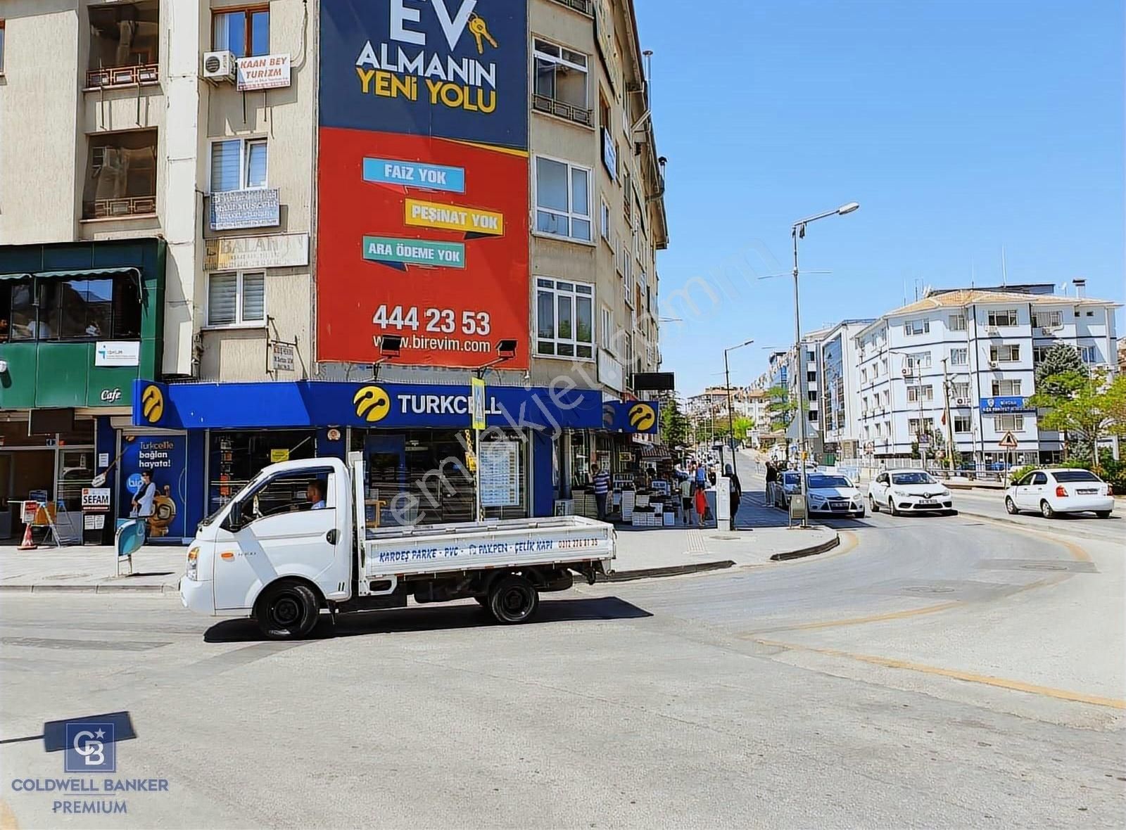 Sincan Atatürk Cad. Ankaralılar Pasajında Satılık 2+1 Büro-ofis