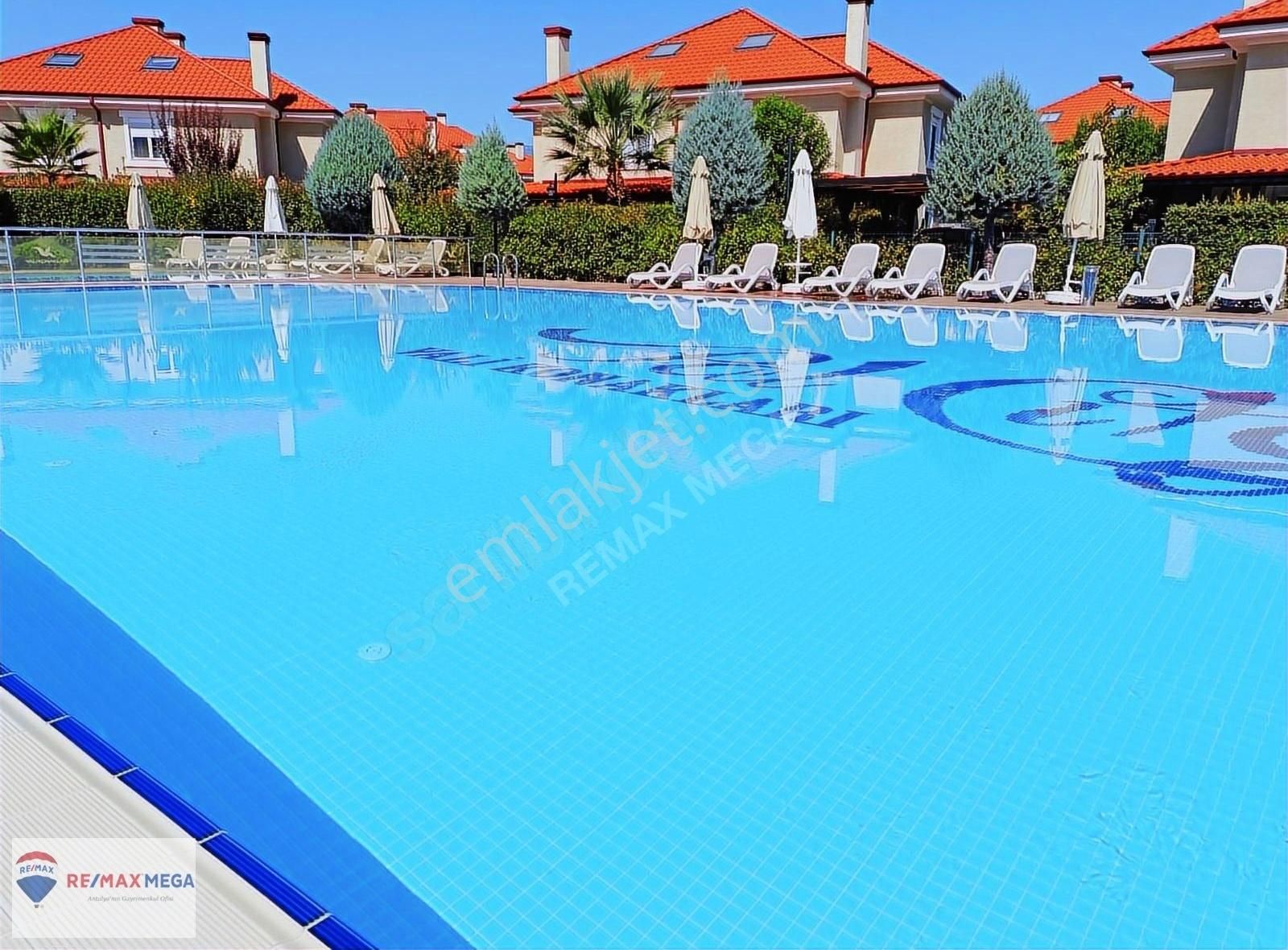 Döşemealtı Vali Konakları - 1'de Bahçe Katı Eşyalı Kiralık Daire