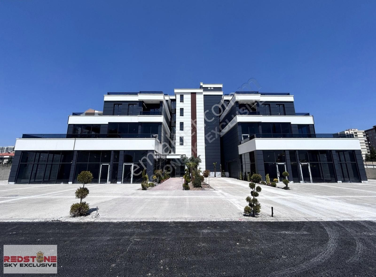 Yaşamkentin Yeni Cazibe Noktasında Kiralık Ticari Dükkanlar