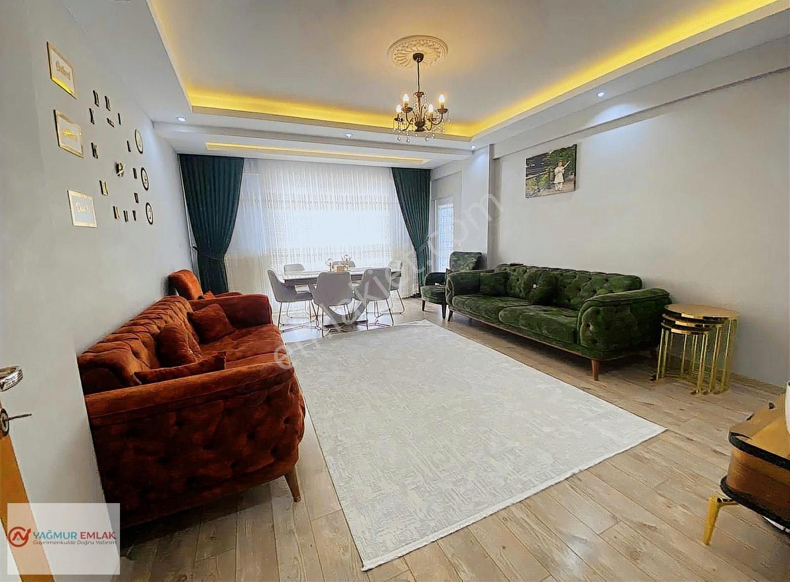 Yağmur Emlak'tan Satılık Süper Konum Ve Cephe 3+1 Daire