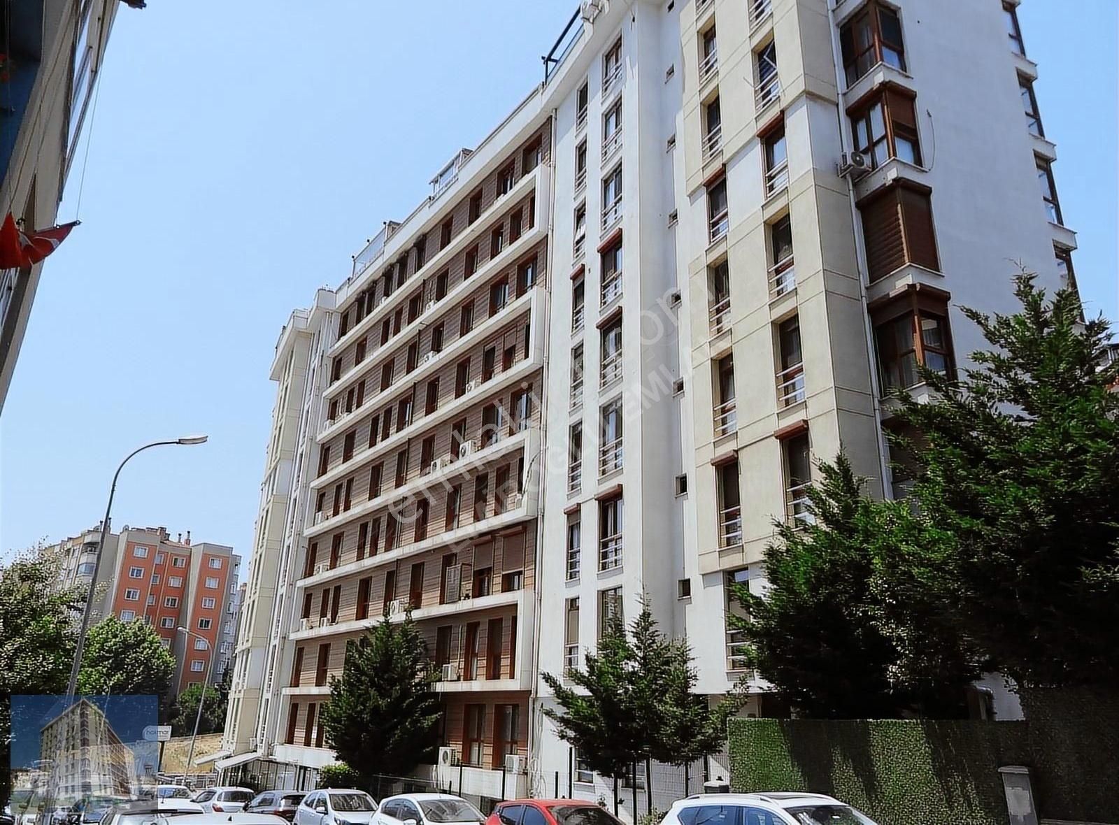 Ünalan Metro-metrobüs Yakını Satılık Teraslı Dubleks Daire 3+1 - Görsel 30