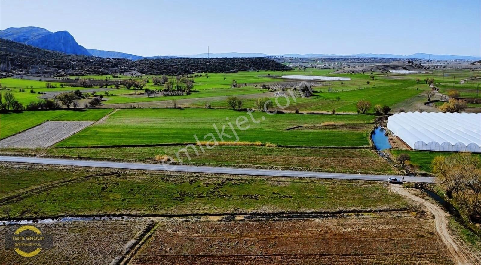 Burdur Merkez Çine'de Ankara Yolu Yanı 6169 M2 Sulak Arazi