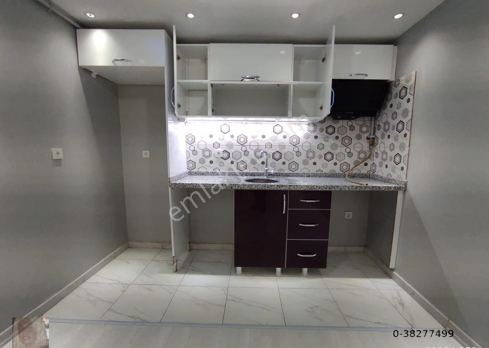 Kağıthane Mayıs Sok. 55m2 1+1 Giriş Altı Yeni Binada