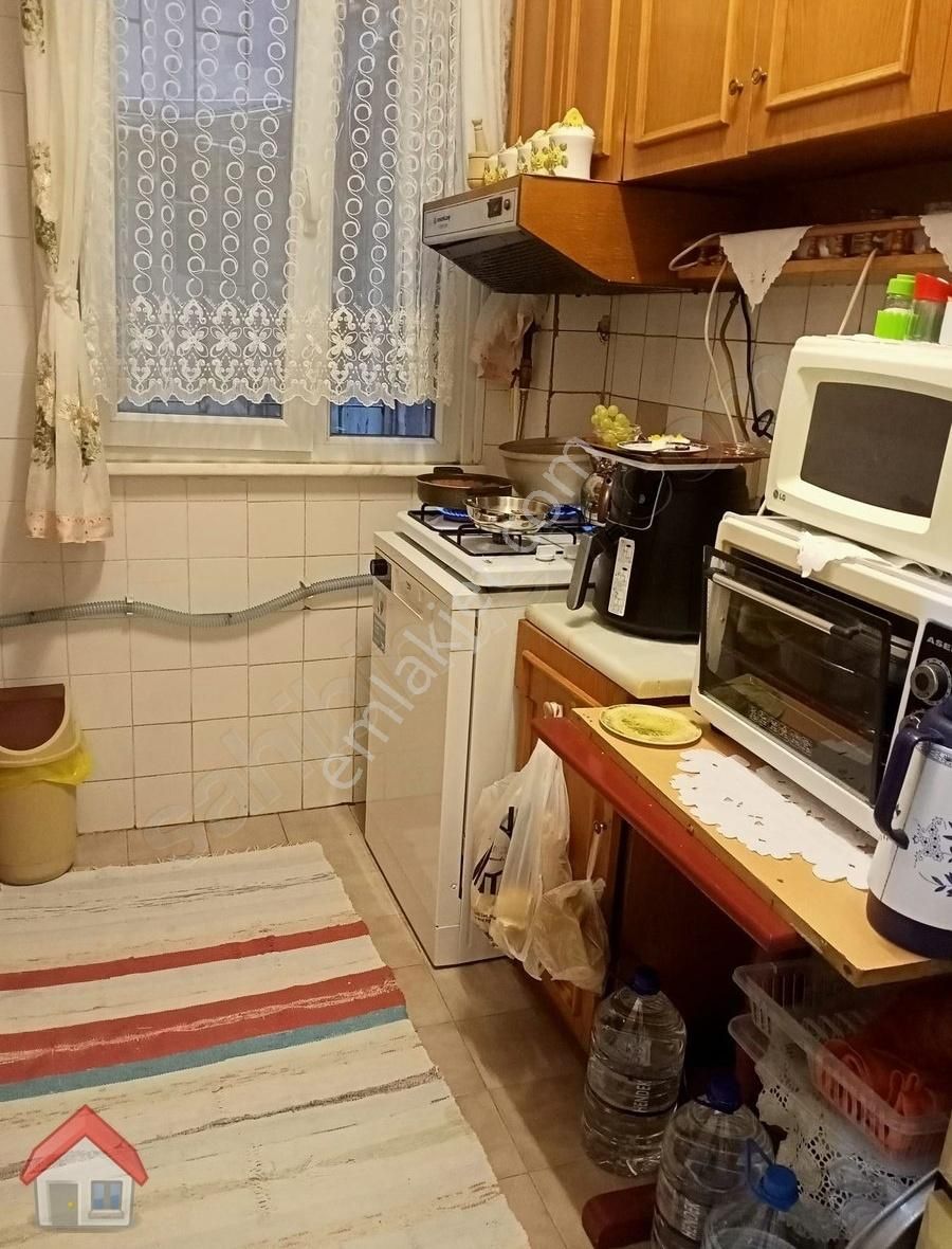 Kadıköy Caferağa Mah. Krediye Uygun Harika Lokasyonda ,bahçeli