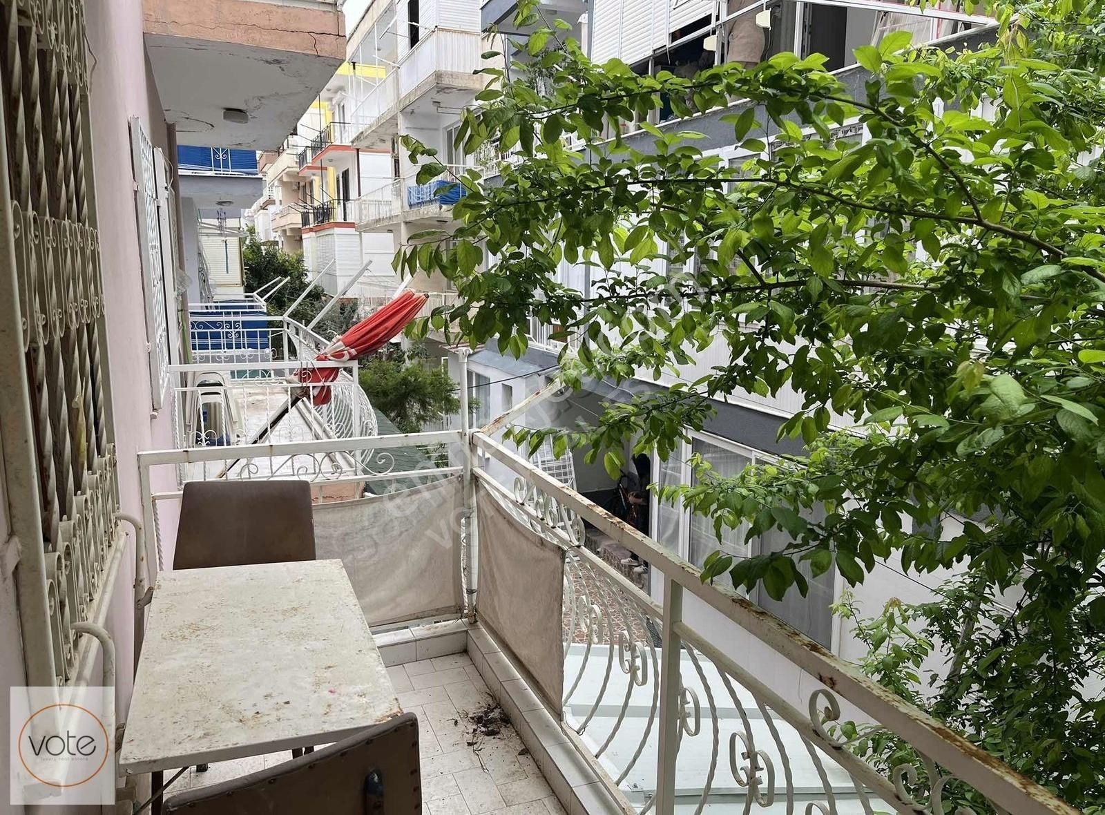 Gümüldürde Denize Çok Yakın 1+1 Yatırım Fırsatı!
