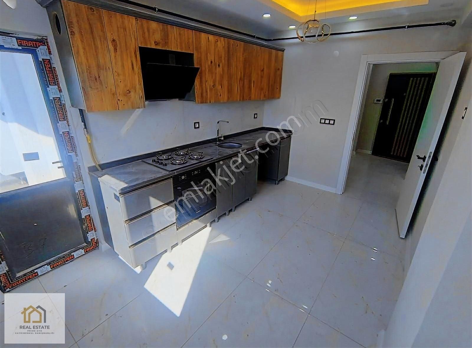2+1 Lüks Yerden Isıtmalı Sıfır Daire