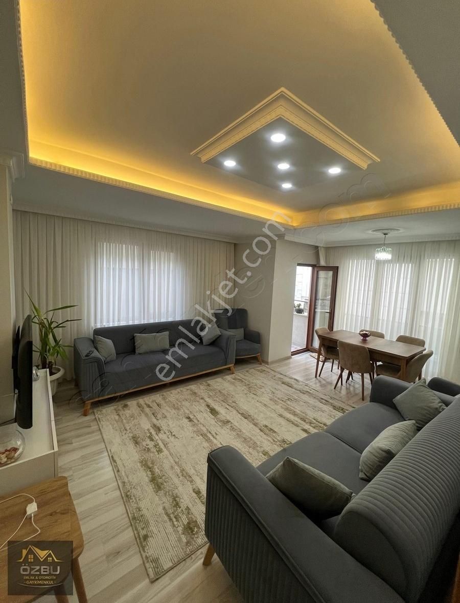 Güvercintepe Mah Meydan Konumlu 3+1 Arakat Net 110 M2 2 Balkonlu