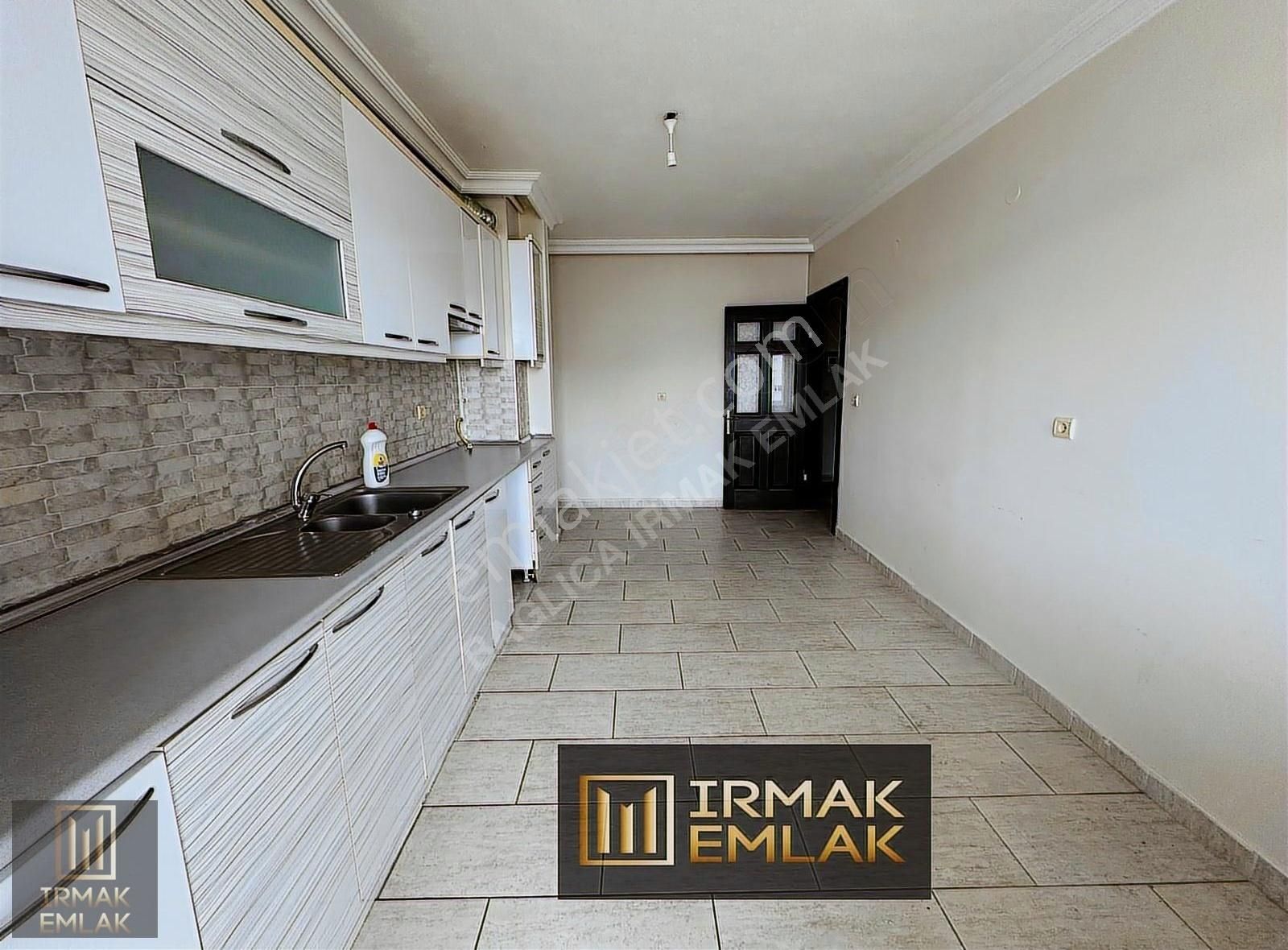 Irmak Emlak-bağlıca Satılık Bahçelievler Sitesi Ara Kat4+1 Daire
