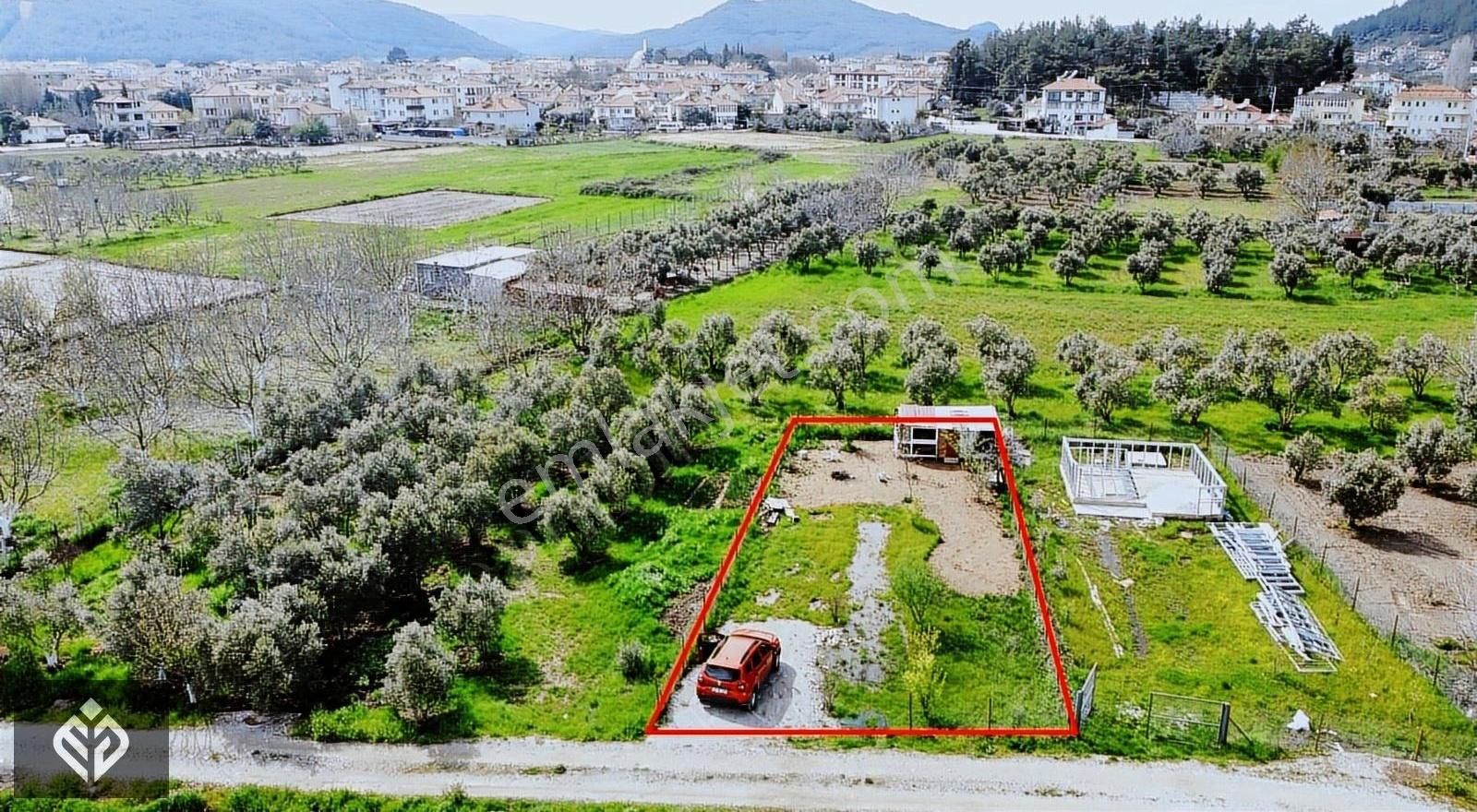 Muğla Ula'da 350 M2 Alana Sahip Hobi Bahçesi