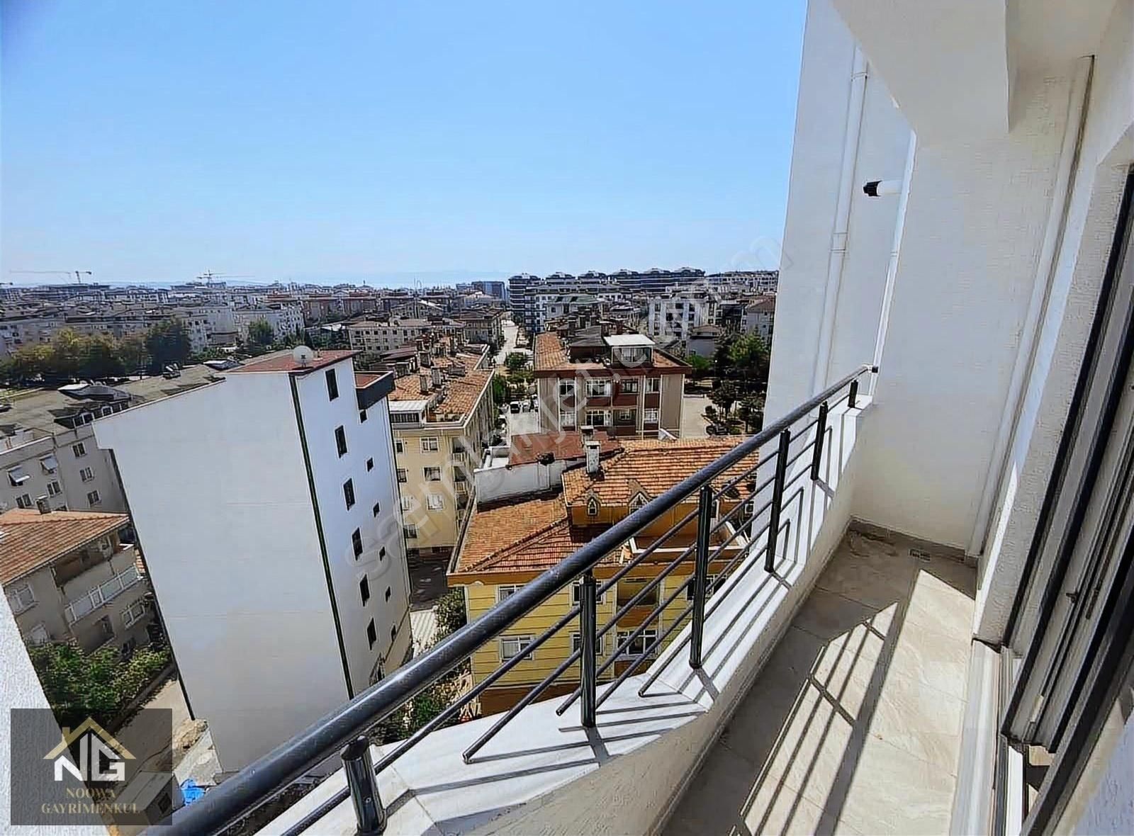 Tuzla İstasyonda Deniz Manzaralı Yeni Binada 2+1 Kiralık Daire