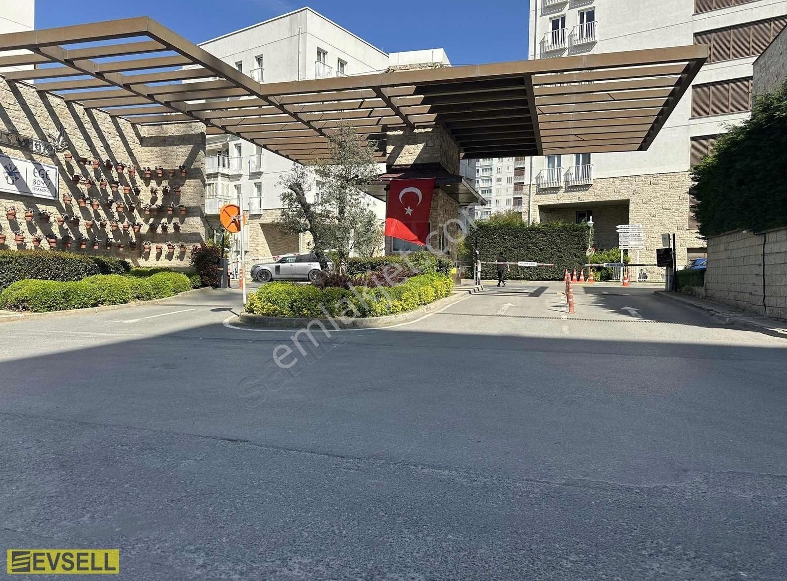 Evsell Den Sinpaş Egeboyu Nda 120 M2 Kapalı Mutfak Köşe Boş 2+1
