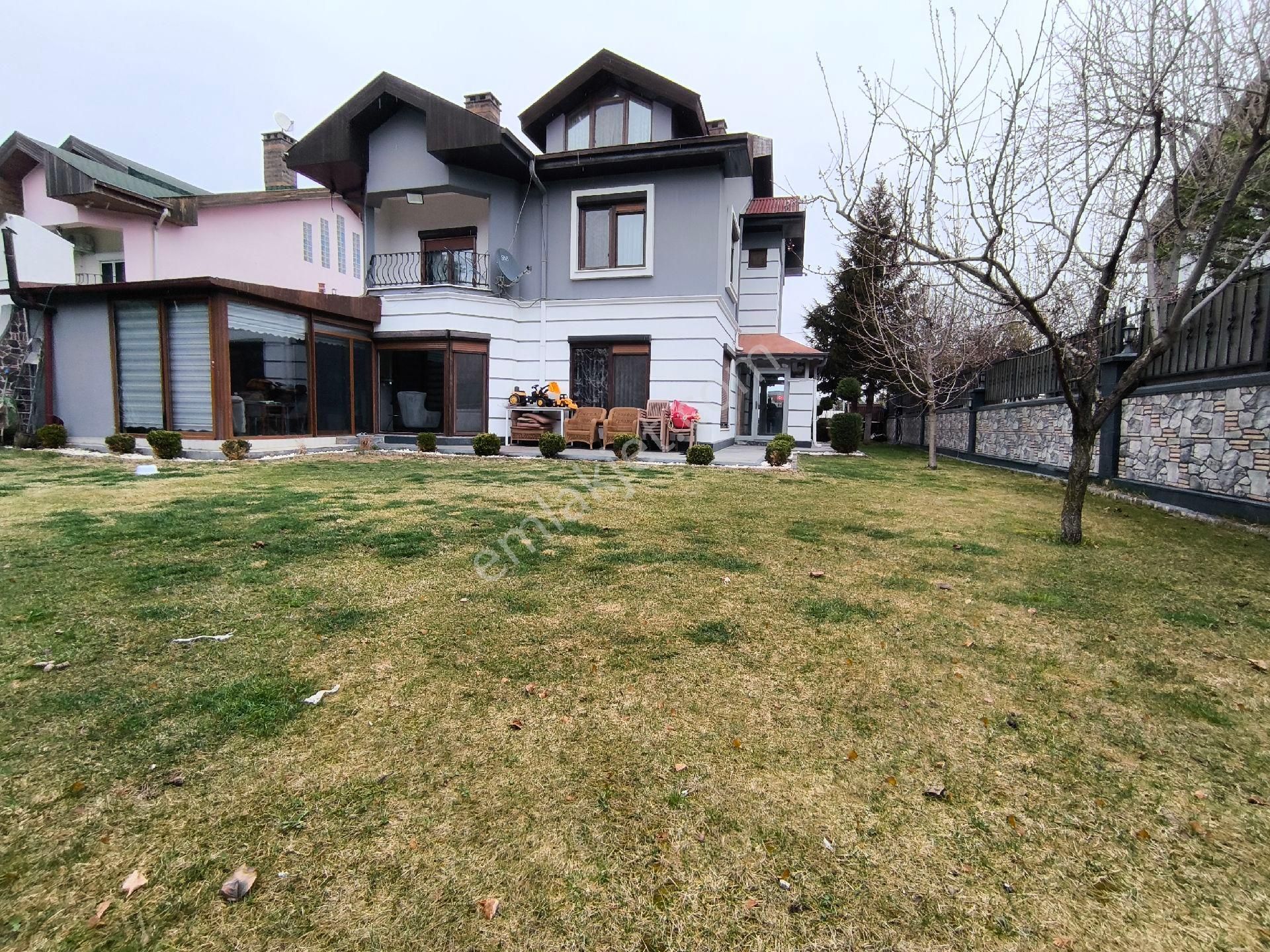 Arsa Fiyatına Villa