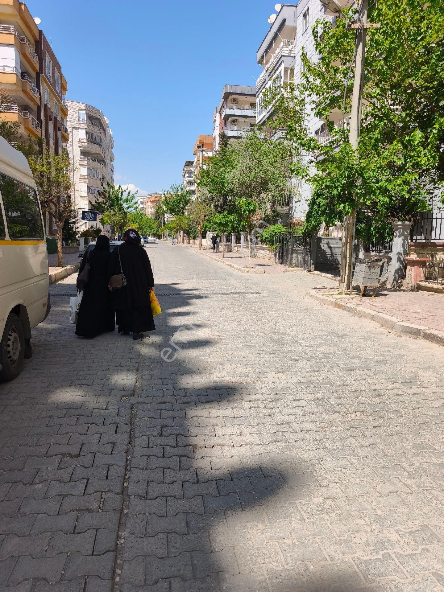 Karaköprü Akpıyar Da Site İçinde Bakımlı Satılık Daire