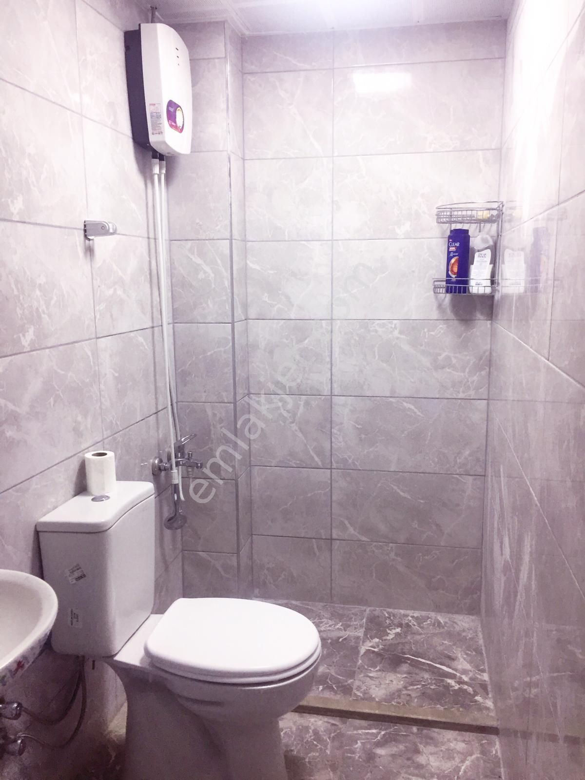 Çiğli Merkezde Güvenilir Günlük Lüks Kiralık Daire - Görsel 5