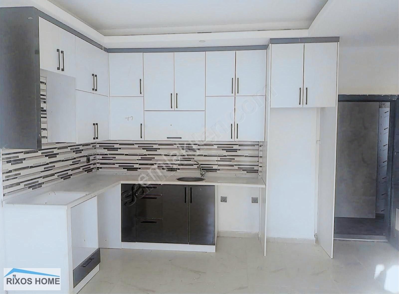 Avsallar Da Deniz Manzaralı Kiralık 1+1 Daire - Görsel 2