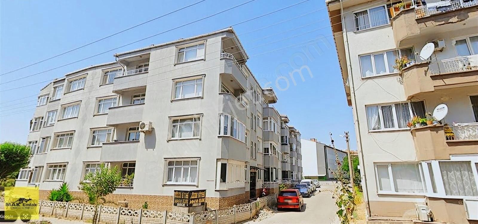 Gönen'de Öğretmen Evinin Karşısında Kiralık 3+1 Daire K1627