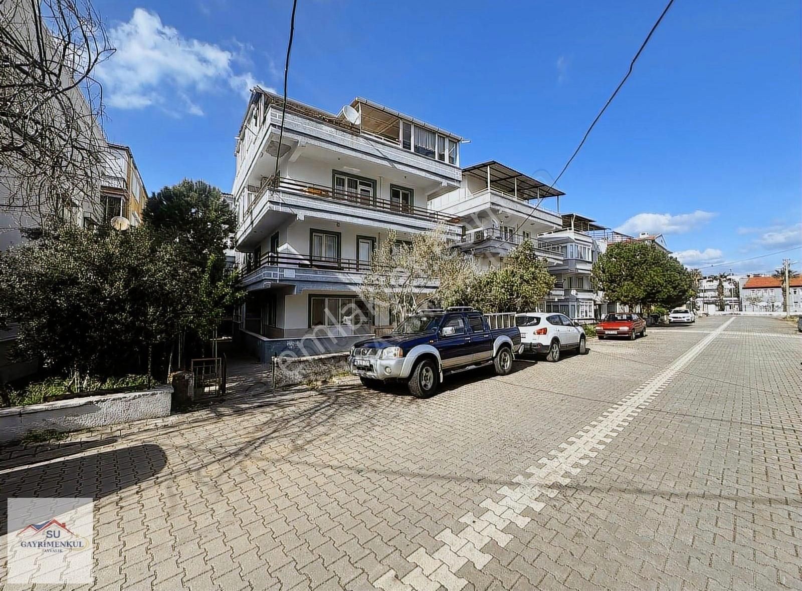 Ayvalık Su Gayrimenkul'den Sarımsaklı'da 3+1 Satılık Daire