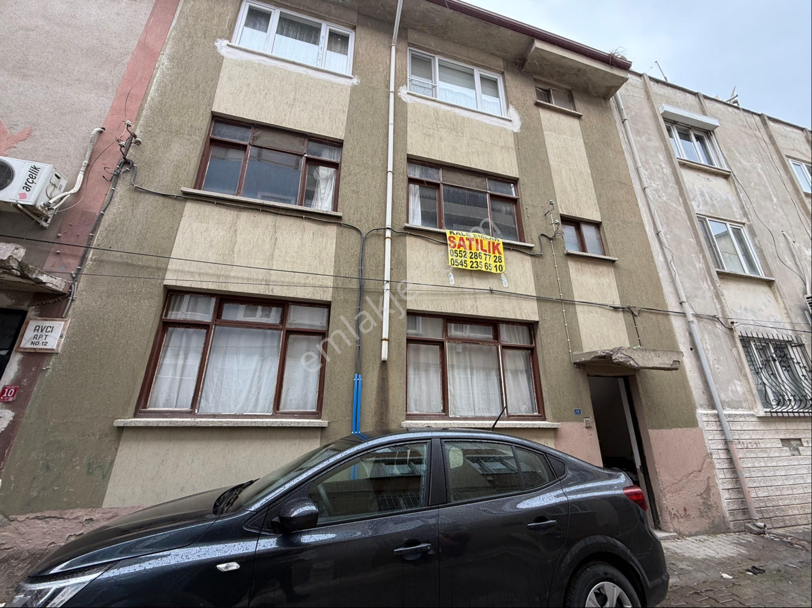 Kale Gayrimenkul’den Edremit Çarşıda 2+1 Fırsat Satılık Daire
