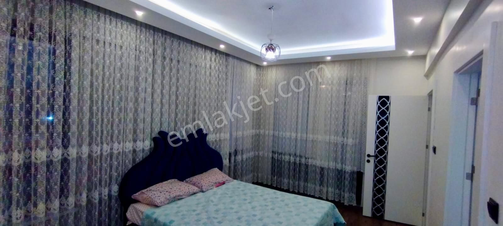 Roxy Group'tan Körkünde Site İçrisin'de Önü Açık 4+1 Villa!!!
