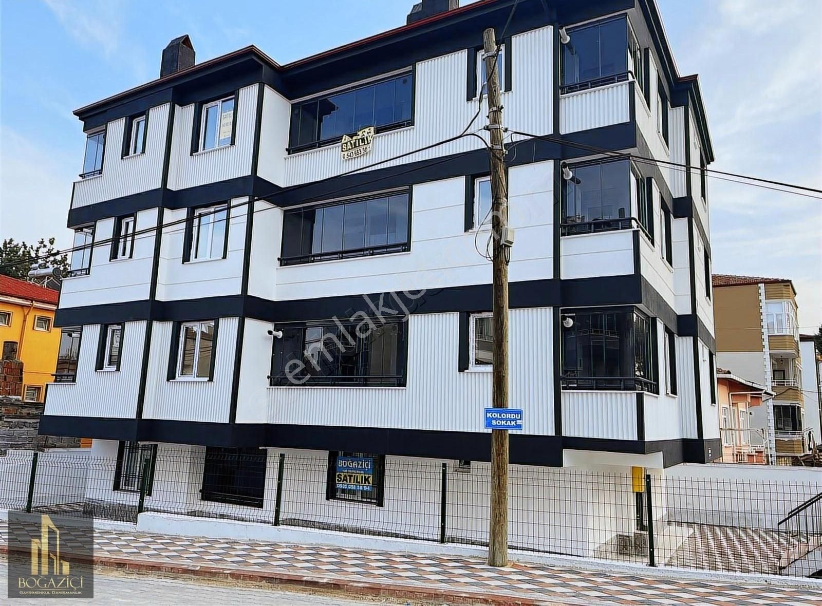 Boğaziçi Emlak'tan (80 M2) 2+0 Geniş Kullanışlı Daire