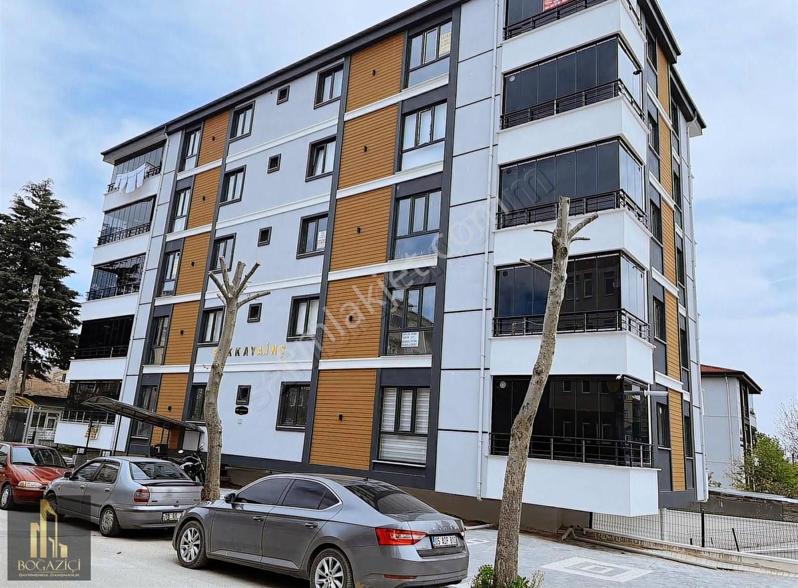 //boğaziçi Gayrimenkul// 2+1 Daire 110 M2// Geniş Ve Kullanışlı