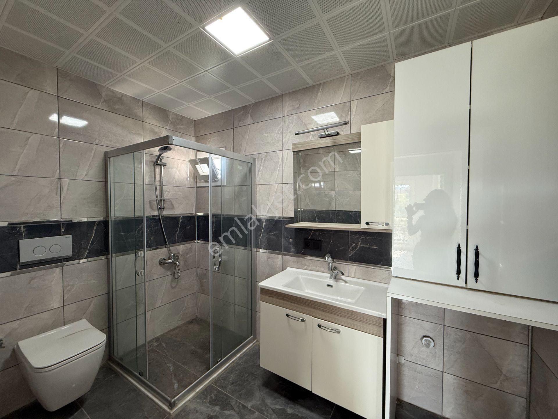 Seferihisar Akarca’da Denize Yürüme Mesafesinde, Geniş Bahçeli, Deniz Manzaralı Lüks Villa! - Görsel 19