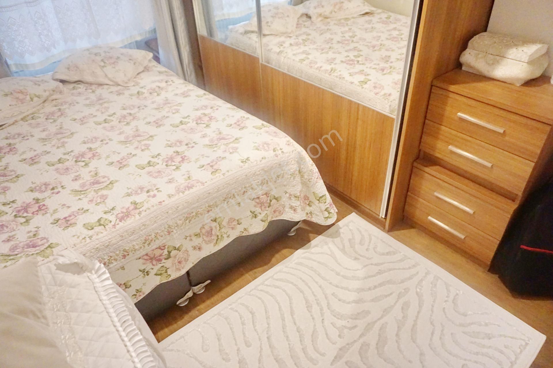 Meral R1803 Yeni 19 Yaş Binada 2+1 Ön Cephe Balkonlu Ara Kat - Görsel 21