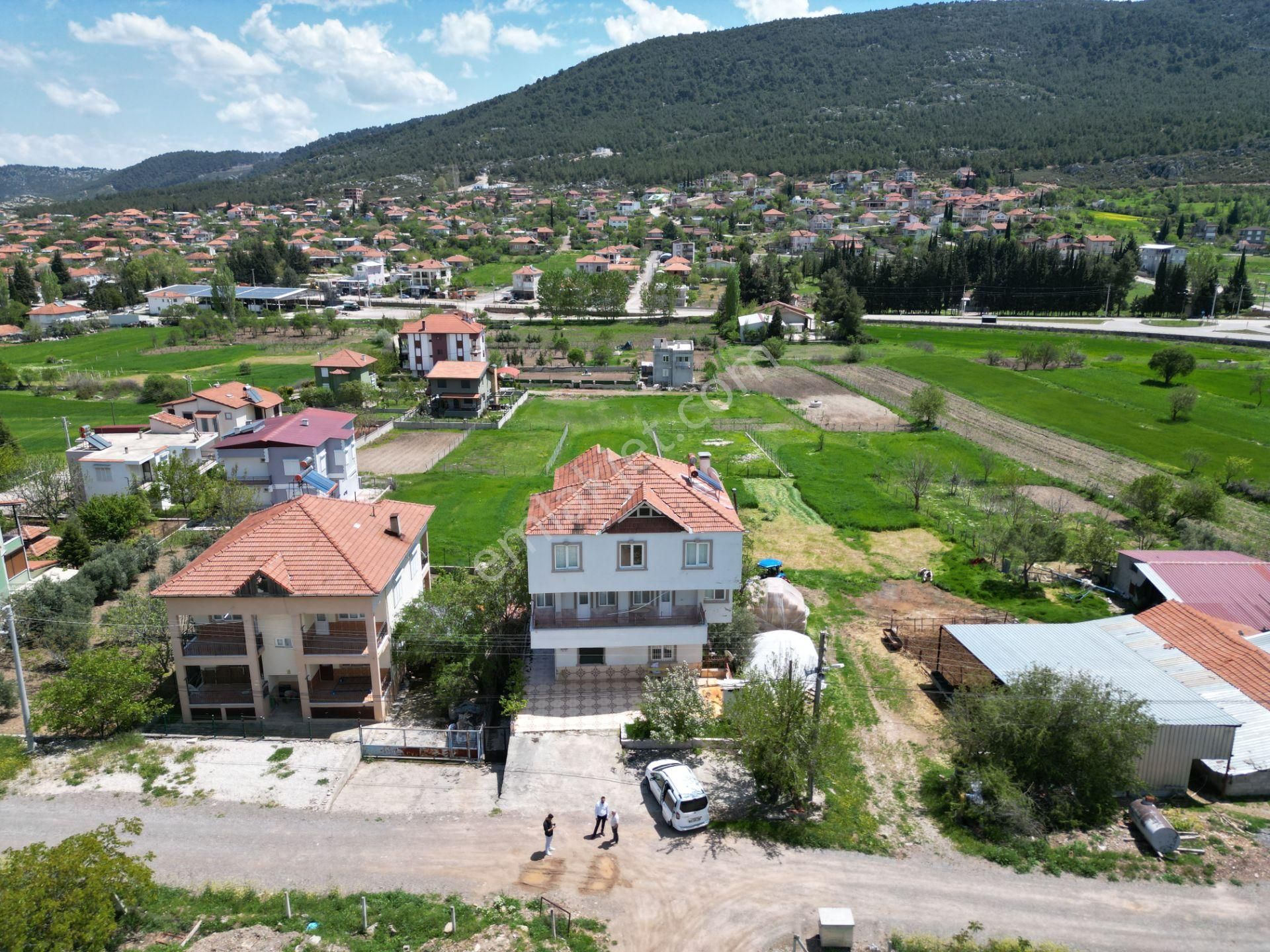 Antalya Döşemealtı Dağbeli'nde 429m2 Arsa İçi 4 Adet Daire