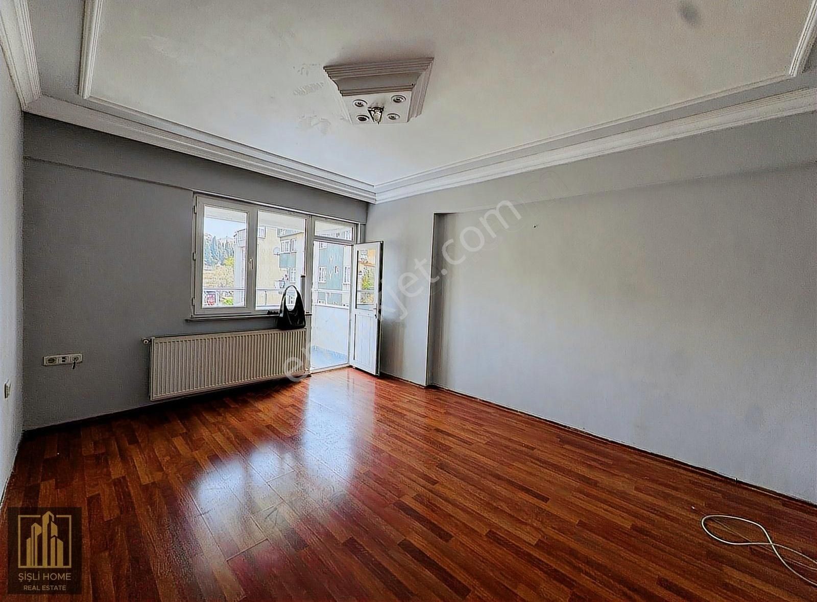 Şişli İski Bölgesinde 3+1 Boş Kiralık Daire