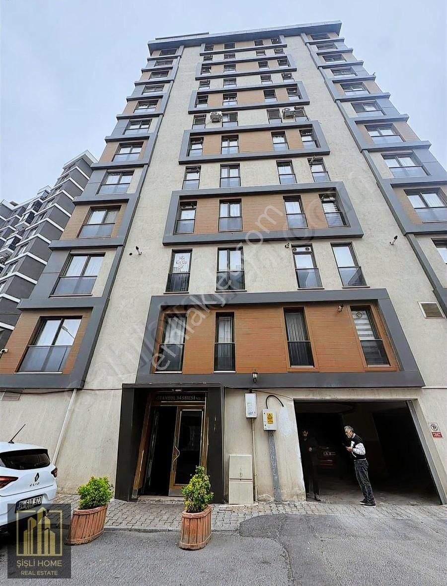 Alibeyköy İstanbul 34 Sitesinde 2+1 Boş Kiralık Daire
