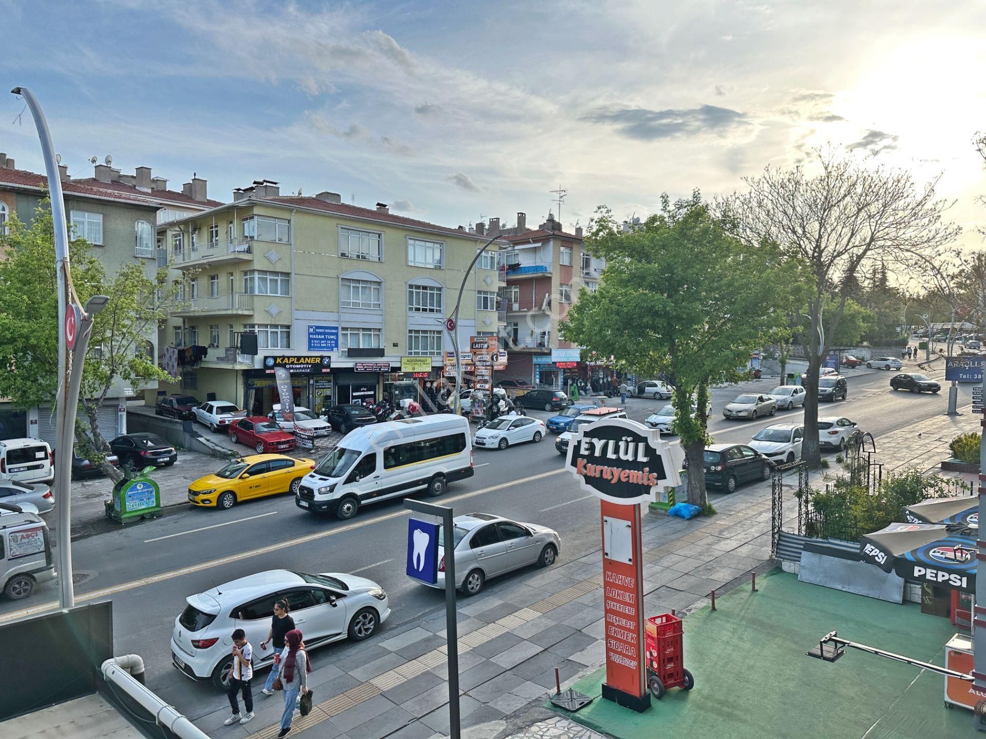 Cemax Emlak'tan Mamak Cadde Üzerinde Ön Cephe 3+1 Kiralık Daire