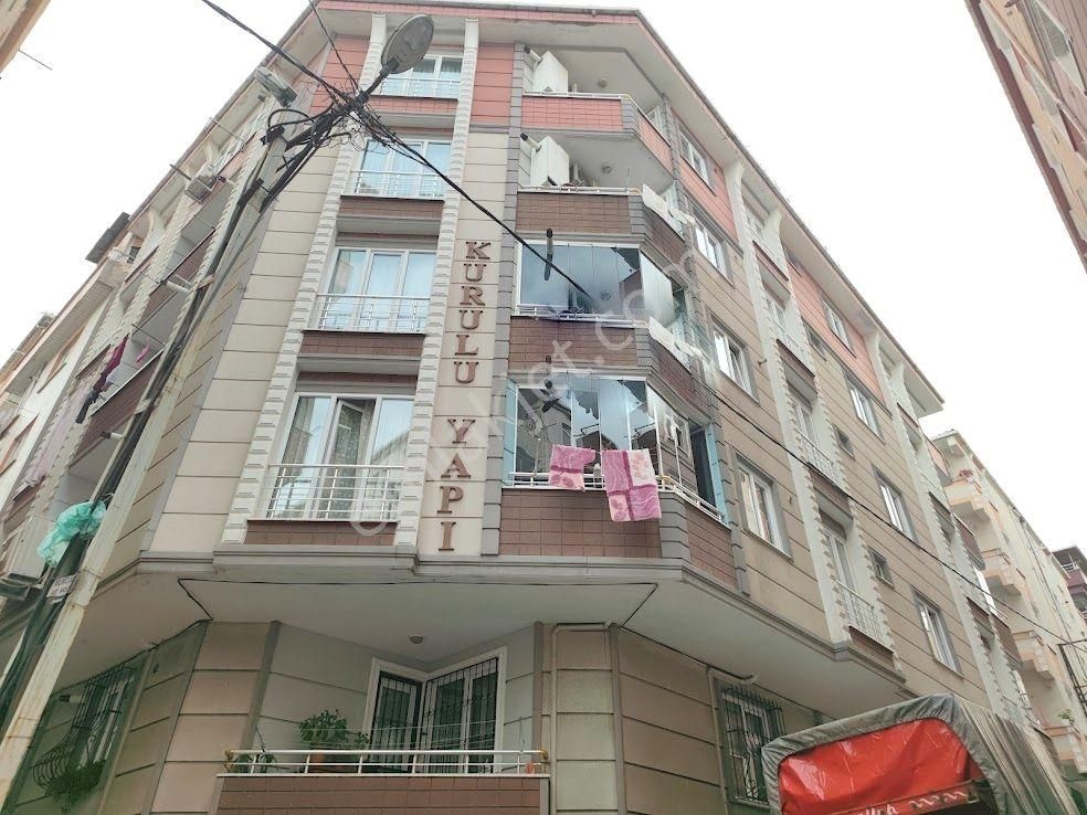 Yıldız Dan Mevlana Cmaisi Yakını Geniş Mükemmel Ara Kat Daire 2+1