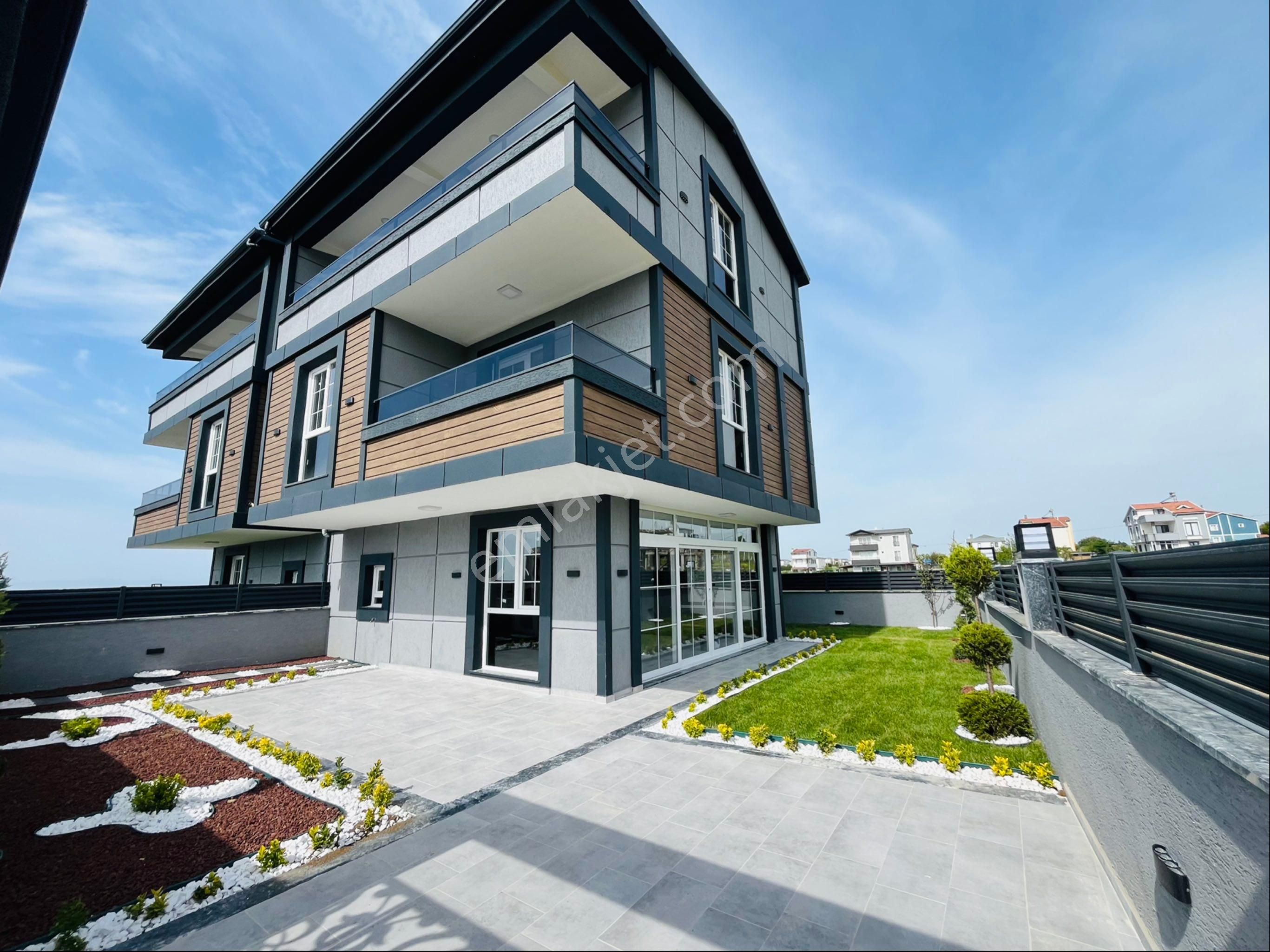 Çetınkayadan Satılık Ultra Lüx Villa