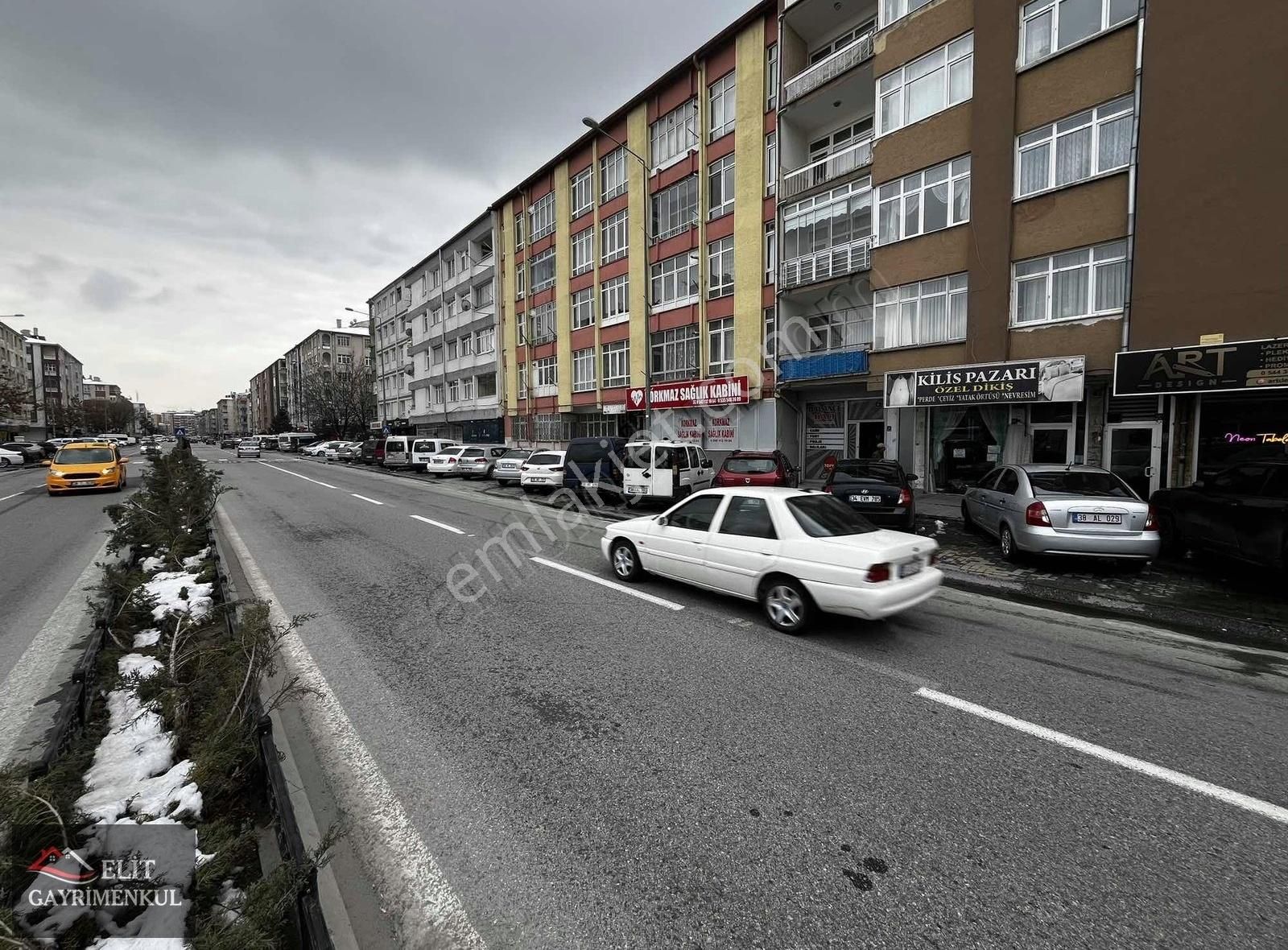 Fuzuli Cad Ana Cadde Üzeri Satılık Dükkan