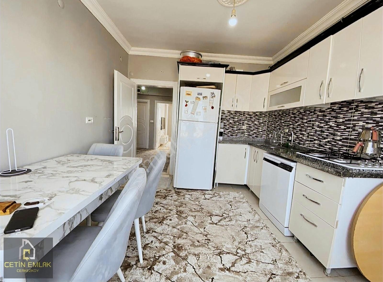 Çetin'den Bağlık Okullar Bölgesi İskanlı Asansörlü 3+1 Daire - Görsel 2