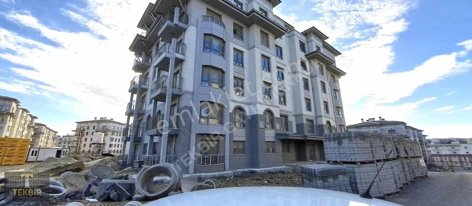 Tekbirden Selçuklu Mimari 96m2 2+1 Arakat Satılık Daire