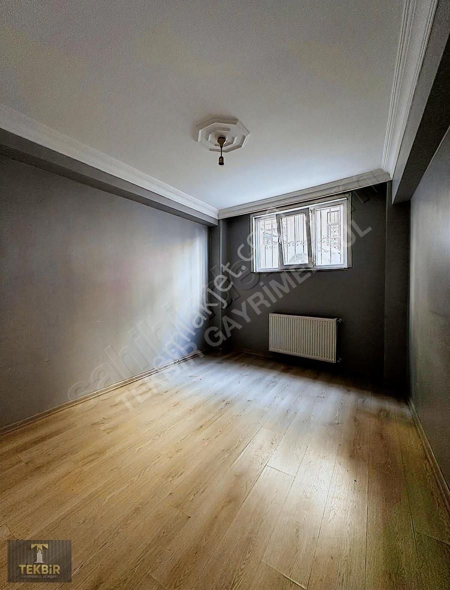 Tekbir Gayrimenkul Havaalanı Mah 65 M2 Oturuma Hazır 2+1 Kiralık