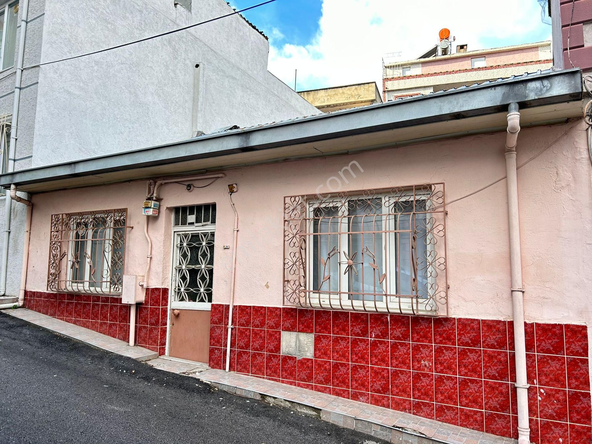Bursa Yıldırım Selçukbeyde 2+1 127 M2 D.sobalı 2.5 Kat İmarlı Bahçeli