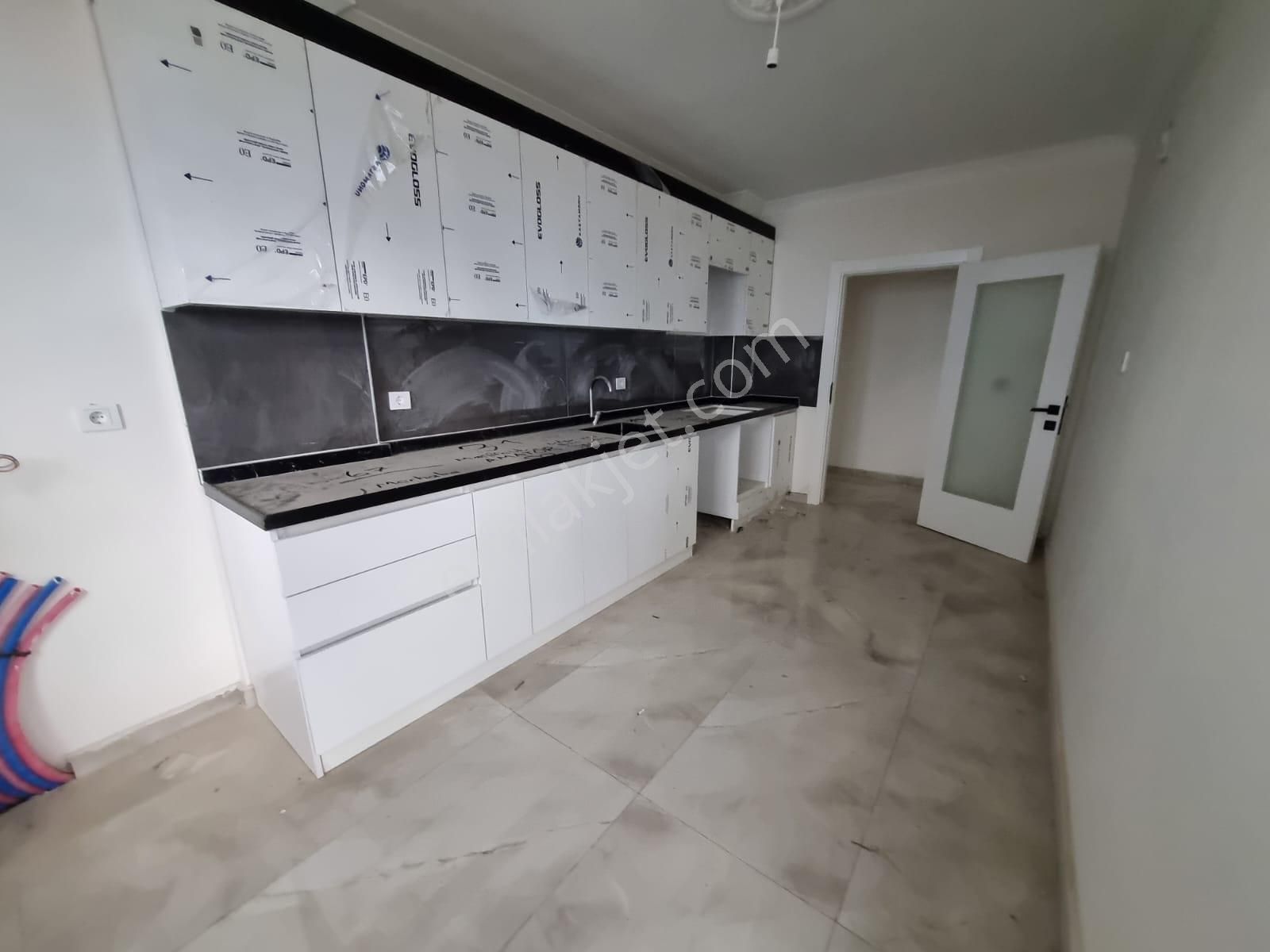 Sincan Yenikent Mustafa Kemal Mah.2.kat Teras Balkonlu Sıfır Satılık Daire