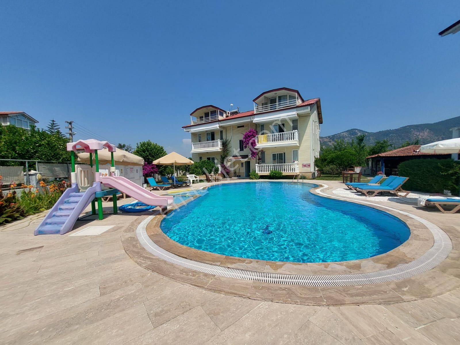 Mugla Dalyanda 2+1 Yüzme Havuzlu Daireler Satılık