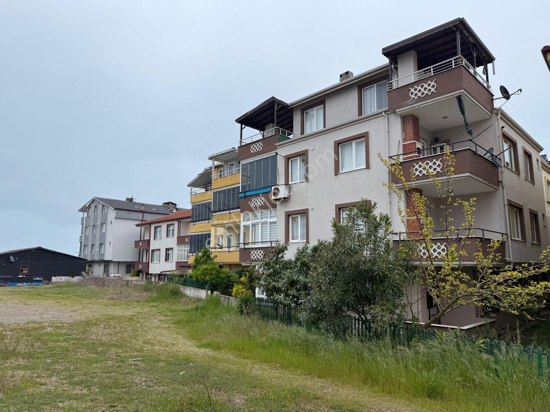 Karasunun En Popüler Bölgesinde Denize 10m Mesafede Bahçeli 2+1