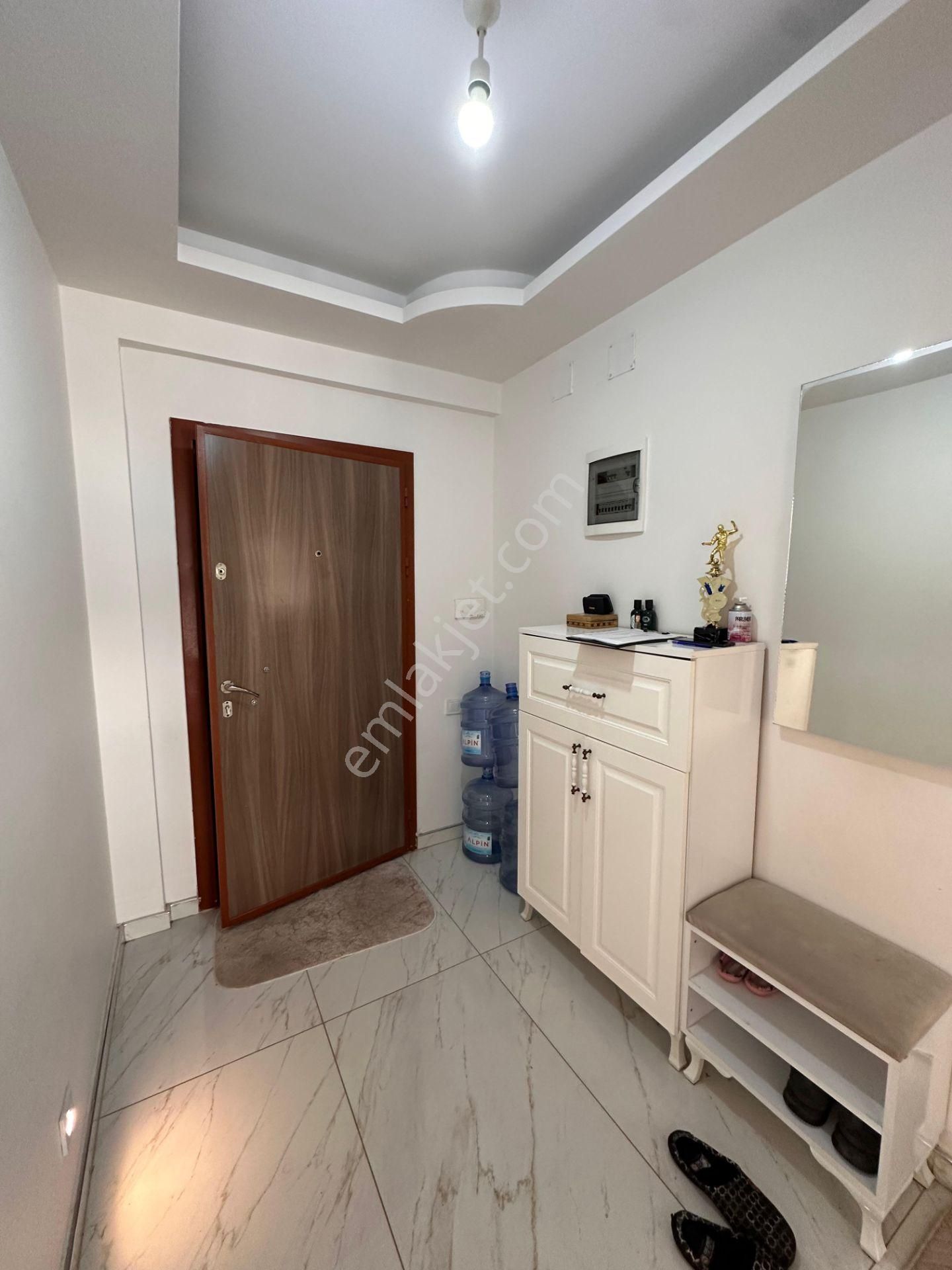 Mersin/erdemli/alata'da Satılık Geniş 3+1 Daire