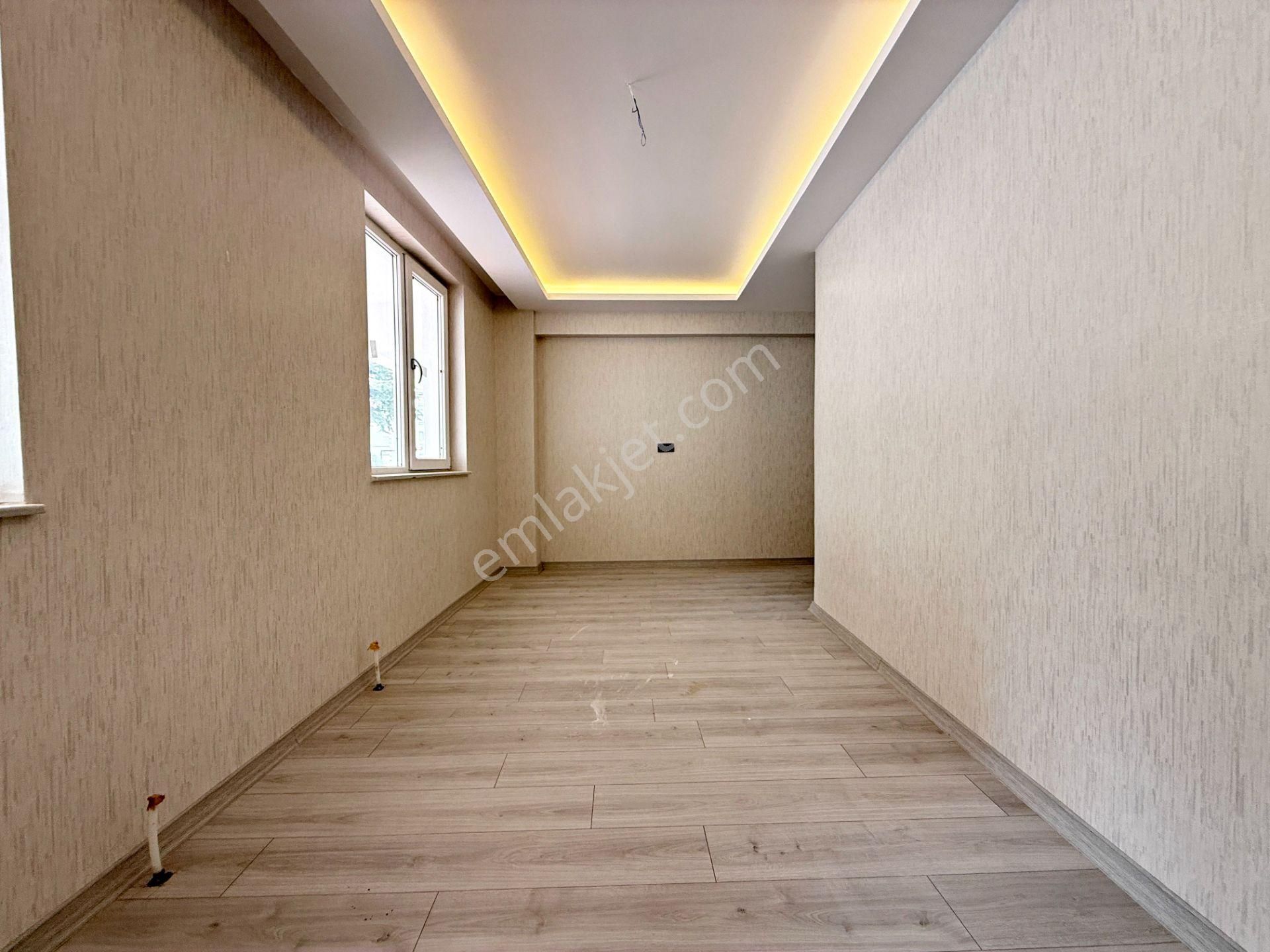 2+1 Yeni Bina Ful Yapılı Asansörlü Ön Cephe Ferah Daire - Görsel 21